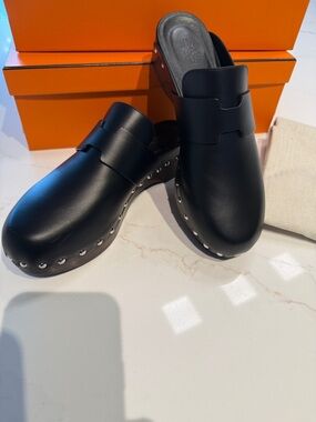 Hermes Cayla Mules, Black